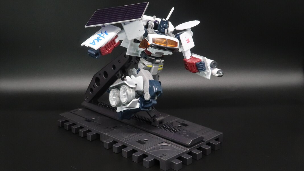 Image Of Lunar Cruiser Optimus Prime Color Preview For Transformers X JAXA Exclusive  (4 of 13)